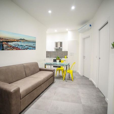 Medina Suite 24 เนเปิลส์ ภายนอก รูปภาพ