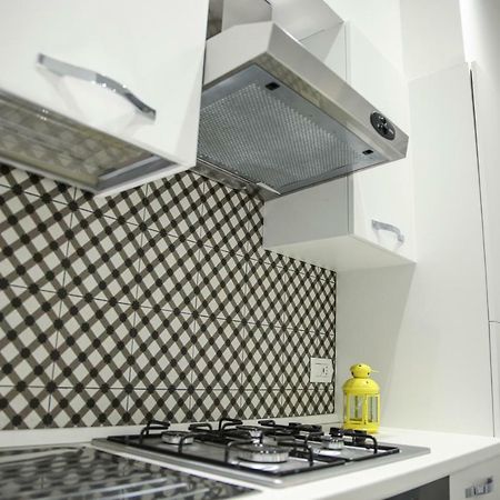 Medina Suite 24 เนเปิลส์ ภายนอก รูปภาพ